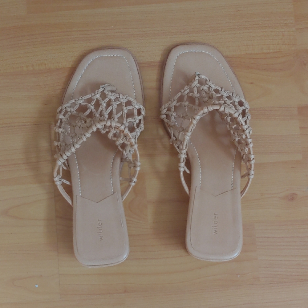 Wilder Mid-Wedge Knotted Thong Sandals in Natural Vachetta Leather